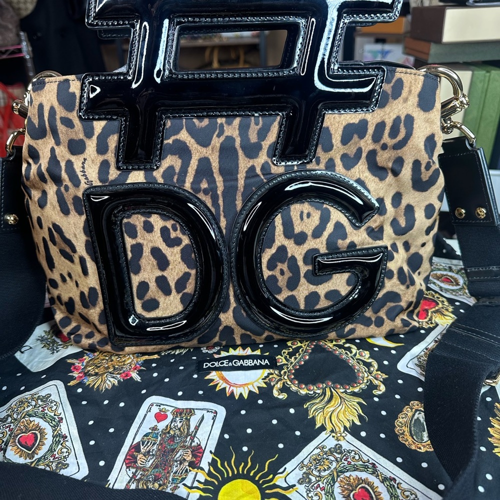 DOLCE and GABBANA Leopard Print insta Shoulder Bag - Picture 2 of 13